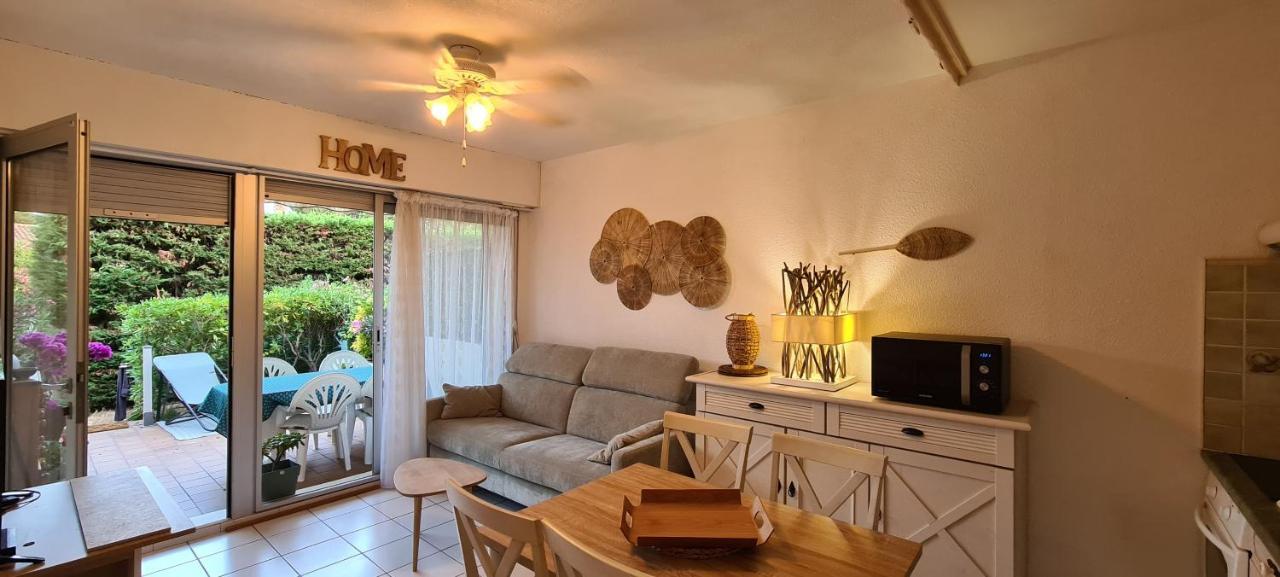 Le Tamaya Plage Charmant T2 En Rez De Jardin A 2 Pas D Une Belle Plage De Toutes Commodites Et Centre Ville Port Кавалер-сюр-Мер Экстерьер фото